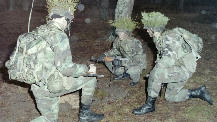 Украинские боевики расстреливают мирных, пытающихся эвакуироваться