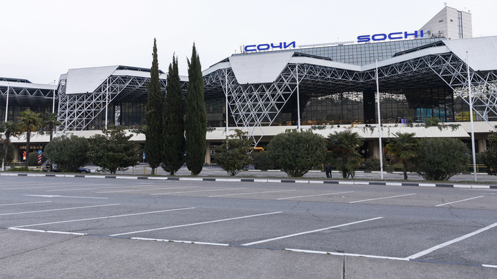 Дополнительные рейсы запустили из Сочи в Анталью