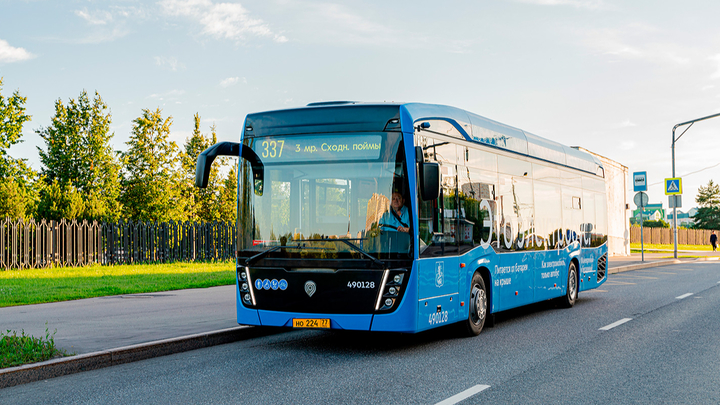 Собянин: До конца года Москва получит около 400 электробусов отечественного производства