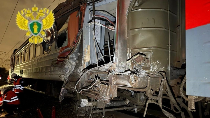 Движение поездов восстановили после схода электрички с рельсов в Подмосковье