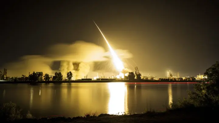 Яркий огненный шар пролетел над регионом Канто в Японии