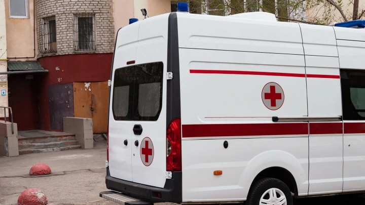 Организм не выдержал: Лазарев попал под капельницу перед Песней года