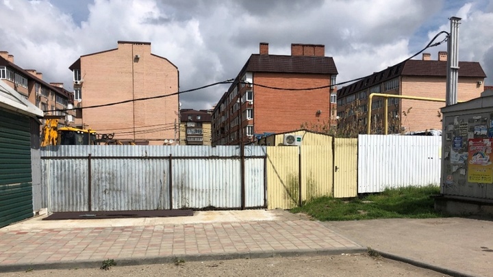 В Краснодаре снесли почти 650 незаконных объектов