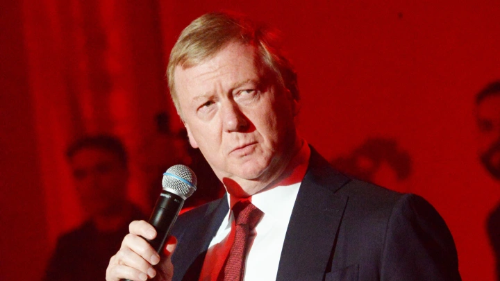 Политолог Юрий Кот: Чубайс до сих пор неприкасаем, но кольцо сжимается