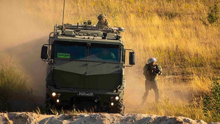 Мобилизованный из Красноярска умер в военной части Омска после конфликта