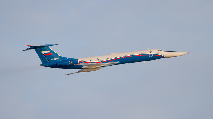 Генеральский ТУ-134 по прозвищу Буратино заметили в небе над Новосибирском