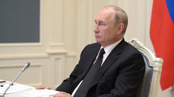 Москва и Киев не могут согласовать условия личной встречи Путина и Зеленского