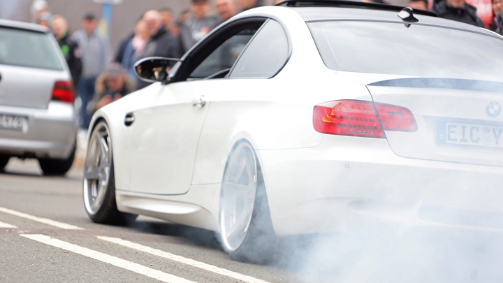 Цены на автомобили в апреле 2022: какие машины подорожали