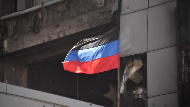 Украинские боевики обстреливают поселок Опытное в ДНР натовскими снарядами