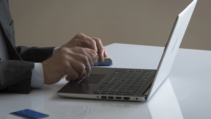 Силовики проводят обыски в одной из крупнейших в России IT-компаний - СМИ