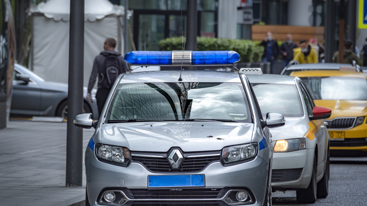 Водитель ретро-BMW после погони в Волгограде проломил голову инспектору ДПС
