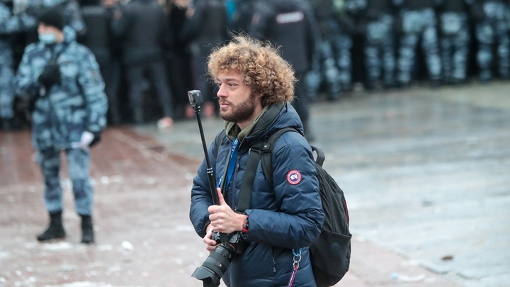 Варламов* останется иноагентом: Его жалобу Верховный суд даже рассматривать не стал