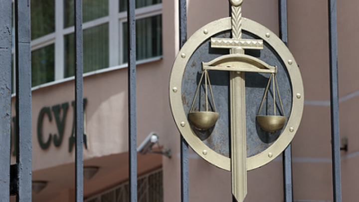 Чиновника из Челябинской области судили за взятку в 800 тысяч рублей