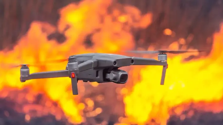 Shot: не менее 5 взрывов прогремели над Саратовом и Энгельсом, сработала ПВО