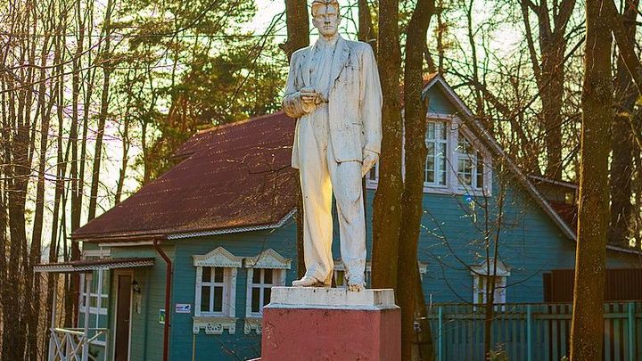Фестиваль МАЯК в Пушкинском: К 130-летию легендарного футуриста
