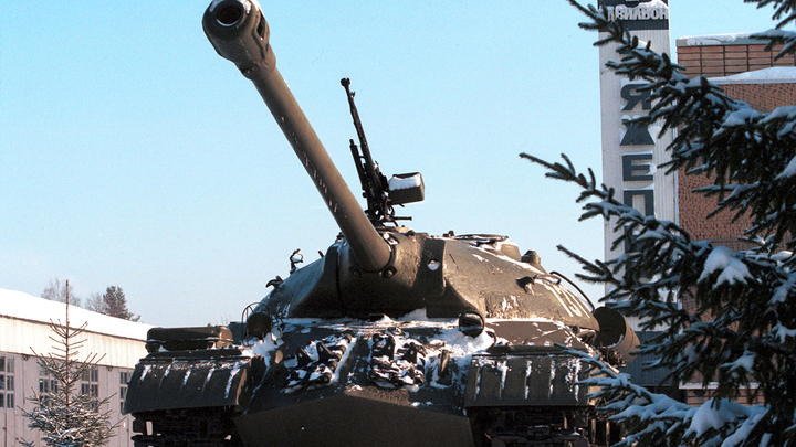 ИС-3: с завода на постаменты