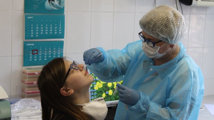 Медиков ФМБА наградили за работу на Запорожье