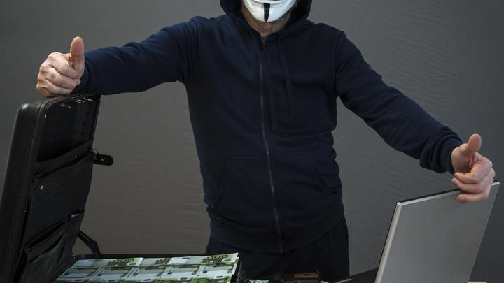 В Свердловской области многодетную мать могут лишить свободы за контрафактную бухгалтерскую программ