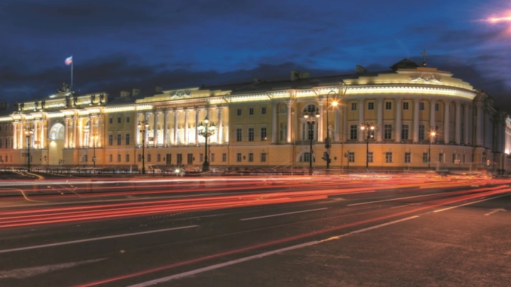 Политолог Бовт: Отставка Барщевского связана со скандалом с квартиры Долиной
