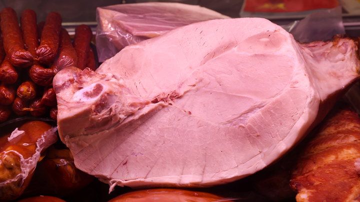 Жителям России назвали продукты, о которых лучше забыть навсегда