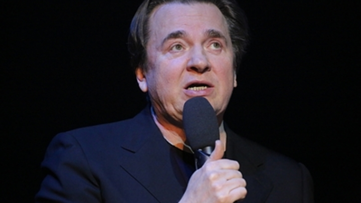 Он к свиноводству имеет прямое отношение: Урганту посоветовали шутить над Эрнстом, а не над православными