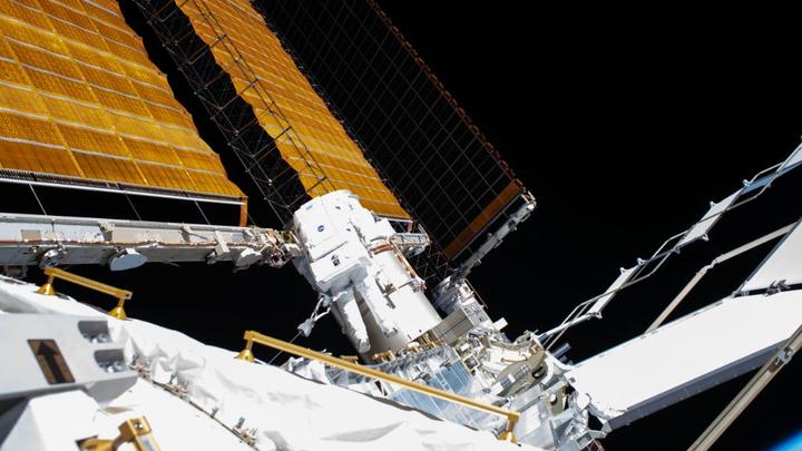 Секрет НЛО, снятого космонавтом, разгадают уфологи или Академия наук: Пускай Ване повезло