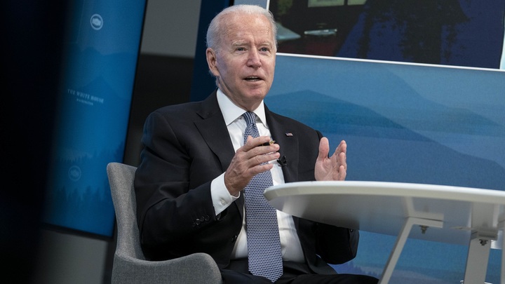 Названа глупейшая ошибка Байдена на встрече с Тихановской: Навредил и себе, и США