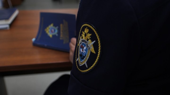 Подросток в Архангельске дал позвонить незнакомцу и очень пожалел