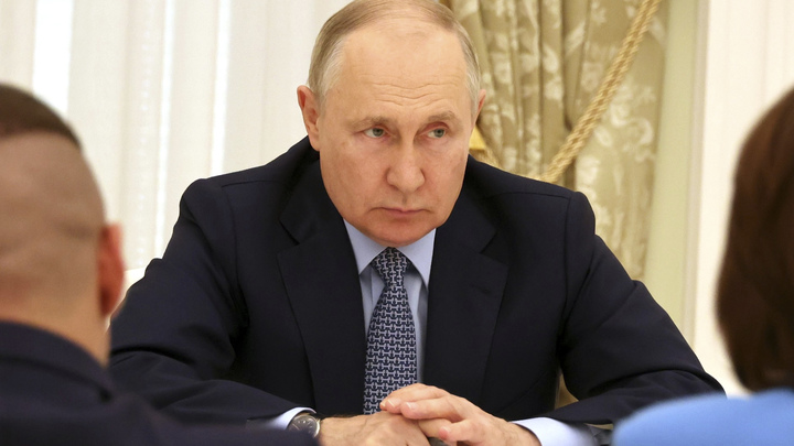 Путину пообещали плазменные двигатели: Всё решил один вопрос