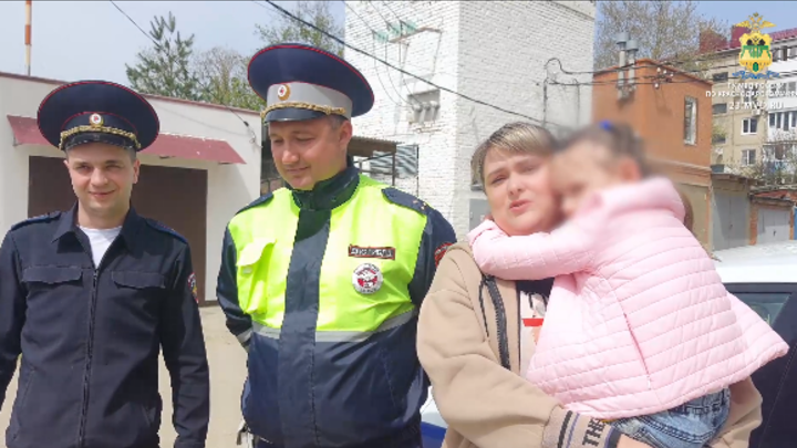 В Темрюке 5-летняя девочка пошла в гости к бабушке и заблудилась