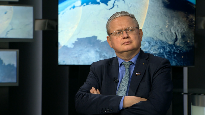 Делягин обратился к лицам, навалившимся на старое руководство Минобороны: Ребята, подождите