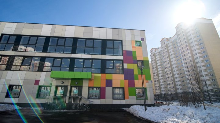 Строительство школы на 1100 мест в Александрове могут перенести в четвёртый раз
