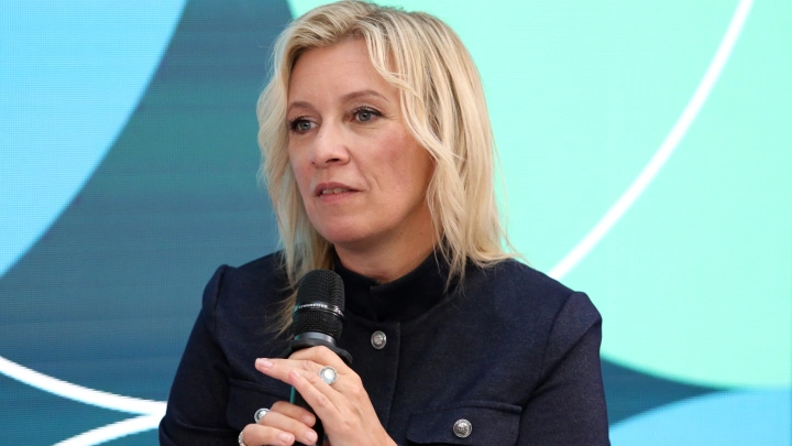 Захарова опровергла сообщения о просьбах России к ИКАО снять санкции