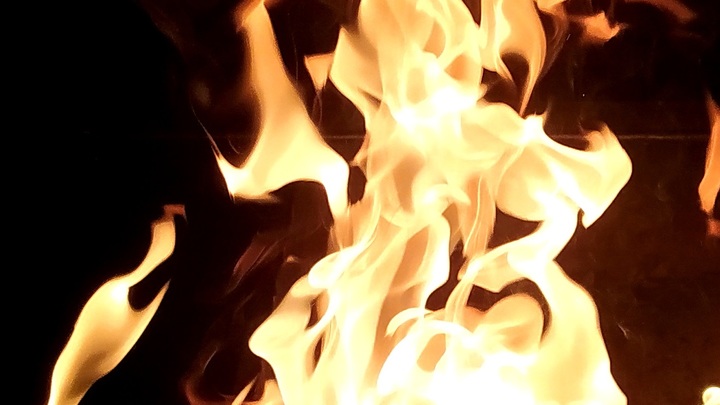 Пожар на Новочеркасской ГРЭС: Очевидцы сообщили о звуках взрыва