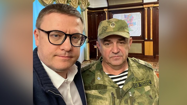 Губернатор Алексей Текслер встретился с командиром батальона Апостол Юрием Гагариным