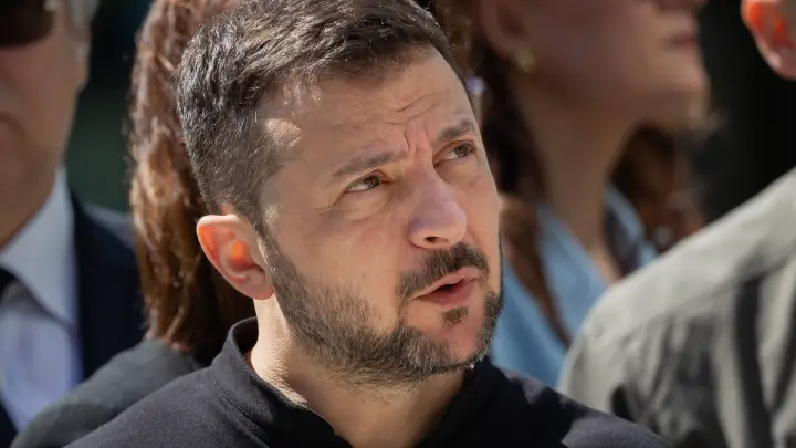 Вован и Лексус дозвонились до Зеленского, но пранка не вышло. Хозяин Банковой был не в адеквате