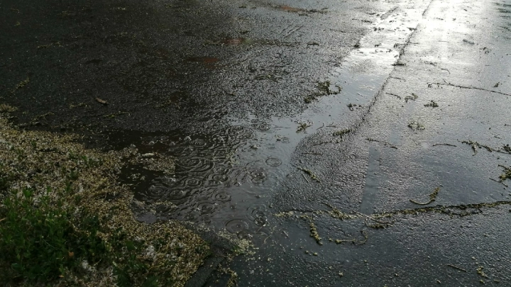 Весна со всеми последствиями: дождливые выходные ждут челябинцев