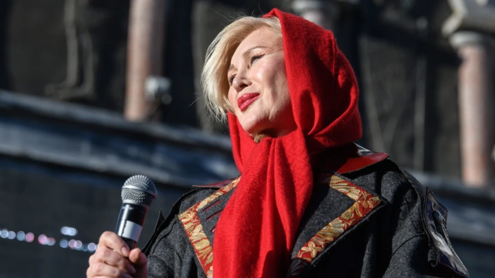 Вика Цыганова: Беглецы должны заслужить возвращение на родину - в Россию