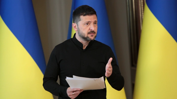 Заявление Зеленского в Китае восприняли как оскорбление: Весь мир ему что-то должен