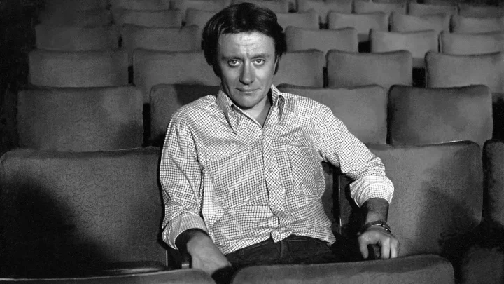 Кому ушла квартира Миронова за 27 млн рублей? Сразу после смерти Голубкиной журналисты начали делить наследство актрисы