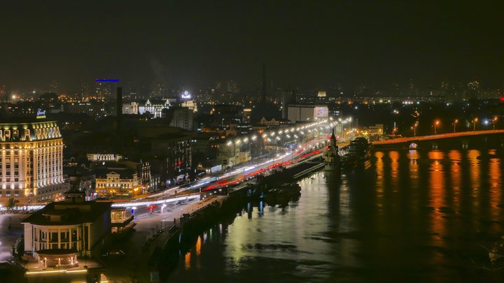 Мощные взрывы в Киеве: Из офиса Зеленского выдали единственное слово