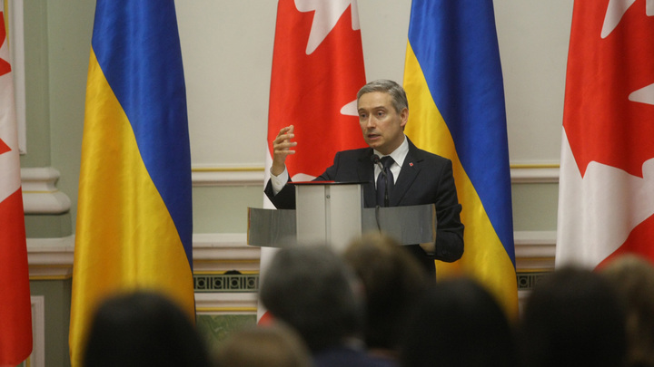 Россия не получила объяснений по статьям о связи Канады с нацистами на Украине