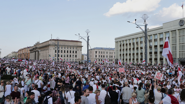 Белорусский Майдан: 198 способов свержения власти и как им противостоять