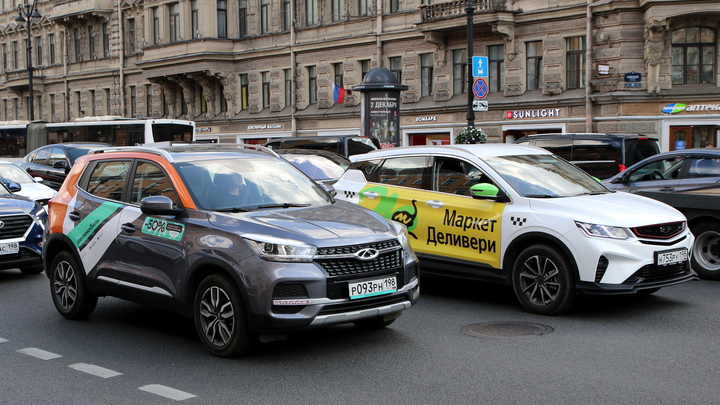 Пробки сковали Петербург вечером 10 сентября