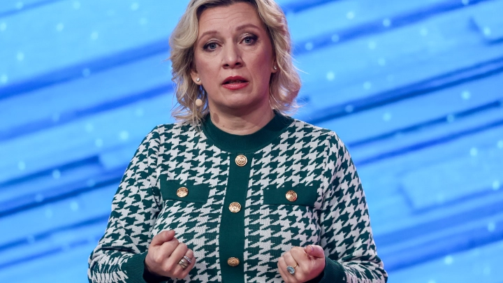 Преступники: Захарова осудила экс-главу МИД Козырева за советы Зеленскому о расправе над Россией