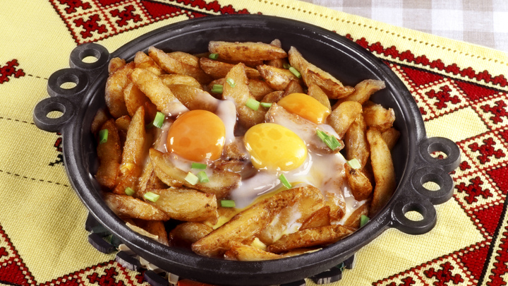 Вкусно и грустно: учёные назвали блюдо, которое вызывает депрессию