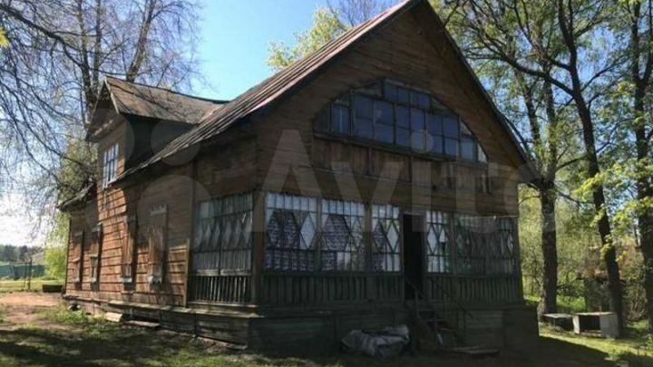 Дачу архитектора Андрея Воронихина продают за 5 миллионов. Он проектировал Казанский собор