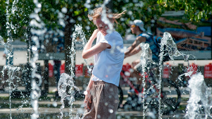 Кругом вода: новые искусственные пруды и сухие фонтаны в городе