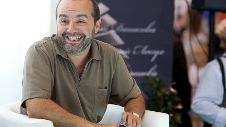 Ветераны России настаивают на лишении Шендеровича гражданства Израиля