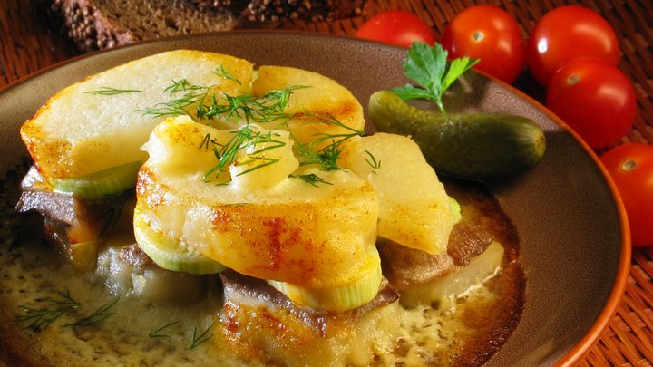 Диетолог Марият Мухина порекомендовала пожилым отказаться от мяса с картофелем